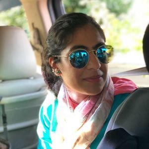 Meet your Posher, Amna